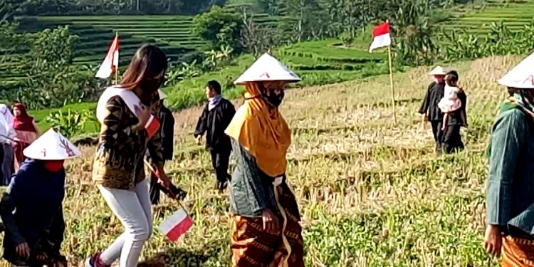 Unik & Menarik Semarak Rayakan HUT RI di Wisata Lembah Dongdee Karanganyar