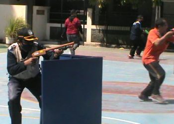 HAORNAS – Kepsek SMP di Kota Solo Tembak Tembakan