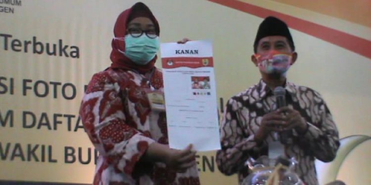 PILKADA SRAGEN — YUNI – SUROTO  SISI KANAN YAKIN ANIMO WARGA KE TPS BESAR