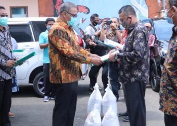 Pemkab Bogor Salurkan Bansos Tahap Ketiga Untuk Wilayah Cisarua