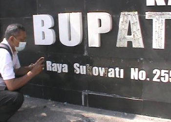 Dirusak OTK Tulisan Kantor Bupati Sragen , PLT Beri Waktu 3 x 24 Jam