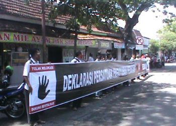 Tolak Direlokasi Bakul Kidul Alun-Alun Sragen Gelar Aksi Deklarasi