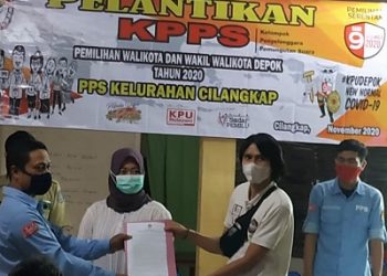 Pelantikan KPPS Pilkada Kota Depok di Kel. Cilangkap