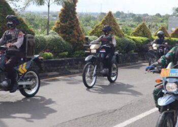 Guna Ciptakan Rasa Aman Saat Pilkada Polres Cilegon Laksanakan Patroli Gabungan