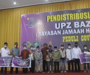 MENJELANG AKHIR TAHUN Yayasan Jamaah Haji Klaten Tasarufkan ZIS