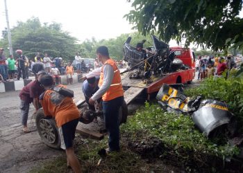 Pasca Mobil Patroli Tertabrak Kereta Ratusan Tentara Kodim 0725 Cari Rekannya