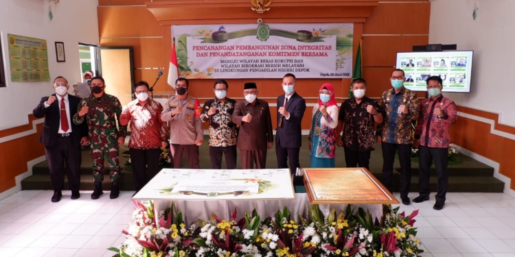 Pengadilan Negeri Depok Klas 1B Komitmen Mewujudkan Wilayah Bebas Korupsi (WBK)/Wilayah Birokrasi Bersih Melayani (WBBM)