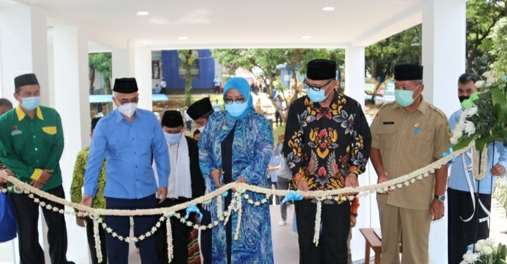 Peringatan Hari Jadi Perumda Air Minum Tirta Kahuripan Mengusung Tema: Menyambut Hari Jadi Ke-40, Kita Tingkatkan Perumda Air Minum Yang Profesional Dan Berkeadaban”.