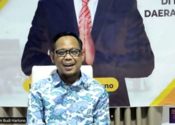 Imam Paparkan Kepemimpinan Era Otda Kepada Peserta Webinar