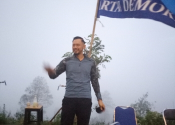 AHY Briefing DPD-DPC se Jateng di Gunung Ungaran