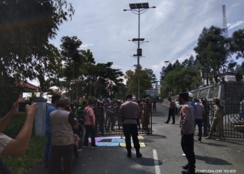 Kantor Walikota Sungai Penuh di Demo Lagi