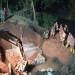 Pasukan Zeni TNI AD Bekerja Larut Malam, Bangun Jembatan Untuk Masyarakat Korban Banjir Bandang Bima