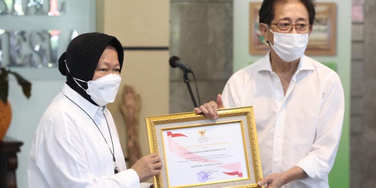 PT. Sido Muncul Tbk Salurkan Bantuan Penanganan Bencana Melalui Kemensos RI