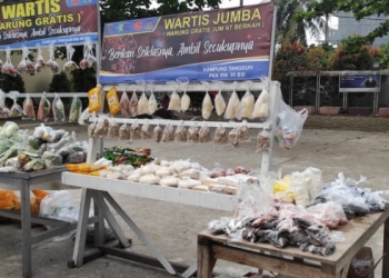 PKK Bojongsari Buka Warung Gratis Setiap Jum’at
