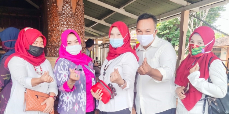 Bupati Jepara Dian Kristiandi Membuka Pengukuhan Pengurus UKM Kartini Mandiri