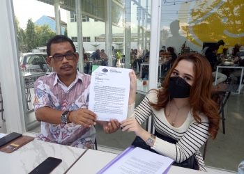 Michelle Kuhnle Terus Melabrak  Persis Solo Meski Dicueki