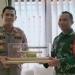 Dandim Serahkan cendera Mata Kepada Mantan Kapolres Jepara