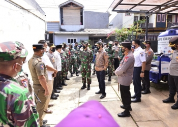 Kapolri Sidak PPKM Mikro Ulujami, Dan Minta Ketat kan Pengawasan Warga yang Isoman