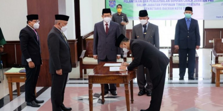 Mohammad Idris Walikota Depok Lantik Supian Suri Sebagai Sekretaris Daerah (Sekda) Kota Depok