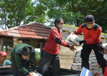 Sebanyak 3.000 Paket Beras Disalurkan Kemensos Bagi Warga Terdampak PPKM di Tangerang