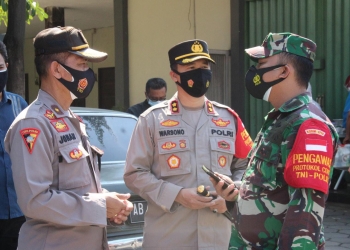 Pantau Aktifitas Warga Polres Jepara Berlakukan Pos Chek Point PPKM