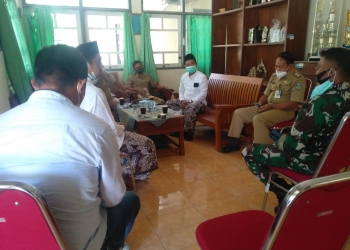 Danramil 05/Mayong Komsos Dengan Tokoh Agama Ajak Patuhi Prokes