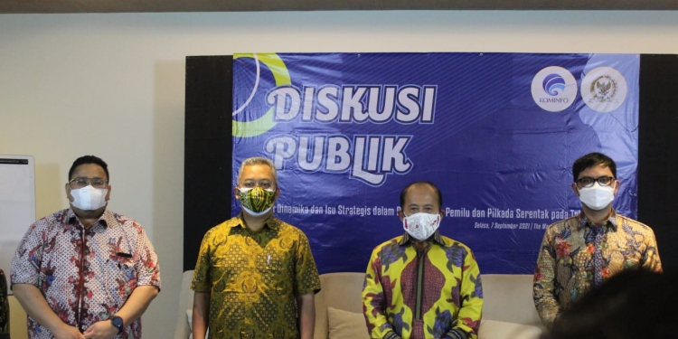 Kominfo RI bekerjasama dengan DPR RI melaksanakan Diskusi Publik di Hotel The Margo, Depok