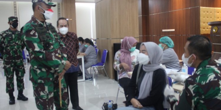 Brigjen TNI Achmad Fauzi Ajak Universitas Pakuan Bogor Kolaborasi Vaksinasi Mahasiswa