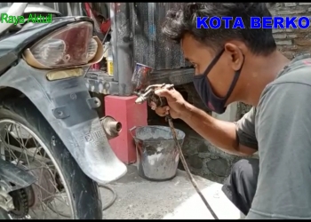Eks Pemain Persis Modal Dempul & Kreatif Jadi Pengecat Motor