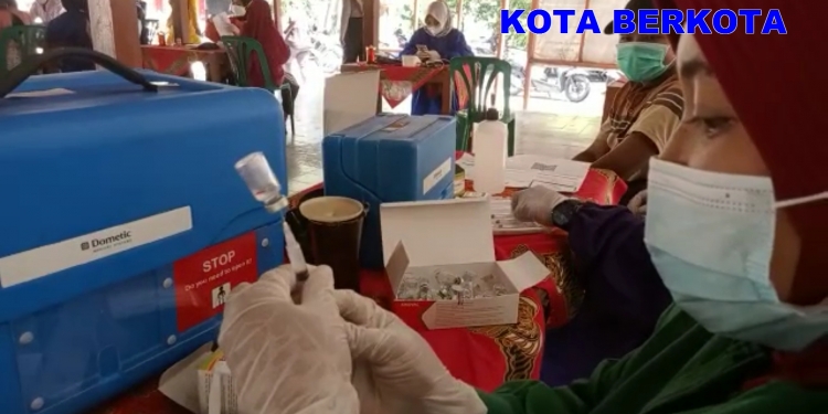 VAKSINASI DESA DONOHUDAN DOSIS 2 :Tahap Ke-8 , 60 % Warga Sudah Disuntik