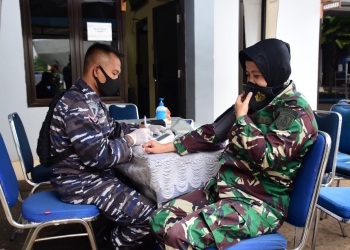 KEJAR TARGET HERD IMMUNITY, PUSHIROS TNI AL GELAR VAKSINASI COVID-19 SECARA RUTIN