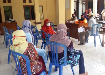 Lansia Prioritas Vaksin di Ds Rengging Kec. Pecangaan Jepara.