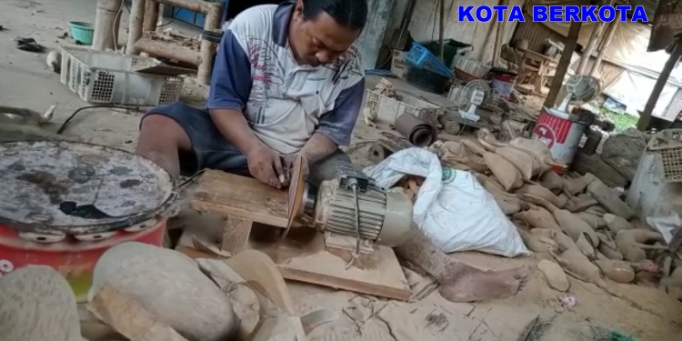 Mandiri Art Klaten Ekspor Kerajinan Bonggol Bambu Hingga USA & Yunani