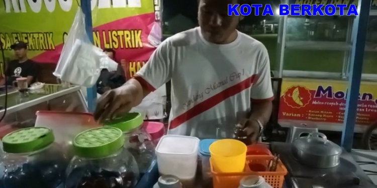 DITERTIBKAN 32 KIOS KULINER DI LAPANGAN DESA PANDEYAN NGEMPLAK BOYOLALI DIBUKA