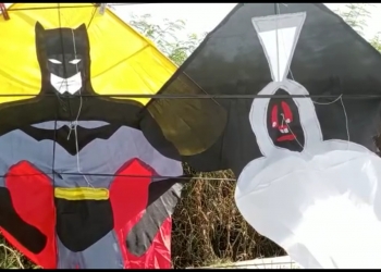 Layang-Layang Superhero & Horor Berkibar di Gedongan Tasik Madu, Dijual @ 25 s/d 50 Ribu