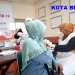 Ketua DPRD – Gubernur & Wakil Beri Acungan Jempol Vaksinasi di Sragen , Kini Sudah 77 Persen