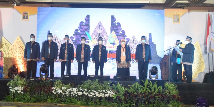 Penutupan Munas V JSIT Indonesia Dimeriahkan Parade Batik