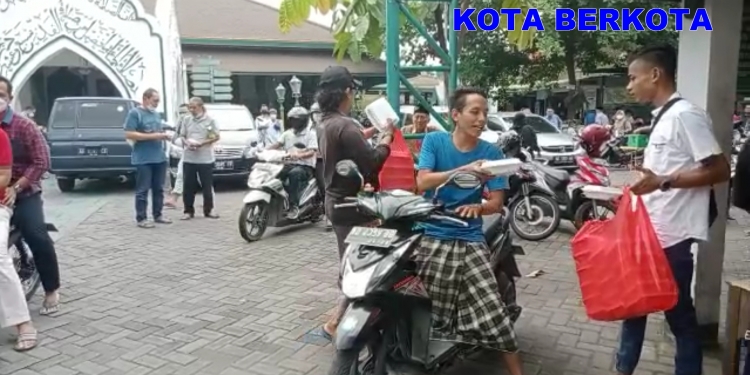 Semarak Jumah Berkah Al Wustho Mangkunegaran Distribusi Nasi Box Ke Berbagai Daerah