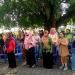 Senam Berkebaya Semarak Hari Ibu 2021 di KPK Solo