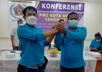 Ketua PWI Depok Mau Ketawa Takut Kualat, Edy Mulyadi Mengaku Wartawan Senior,