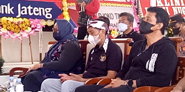 Resmikan Proyek Infrastruktur Bupati Yuni Ungkapkan Keprihatinannya Atas OTT KPK Dua Kepala Daerah