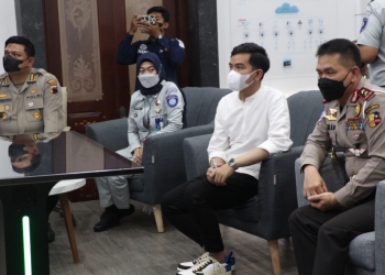 ANAK PAK TRY SUTRISNO IRJEN POL FIRMAN TINJAU TMC POLRESTA SOLO