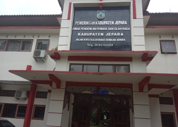 Guru di Jepara Mengeluh Karena Merasa di PHK Sepihak Oleh Yayasan