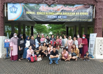 Menyatu Dalam Kenangan SMAK Kudus Gelar Reuni angkatan 84