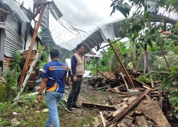 Sahabat Lestari Nasdem Kirim Bantuan Logistik Warga Jepara Yang Terkena Puting Beliung