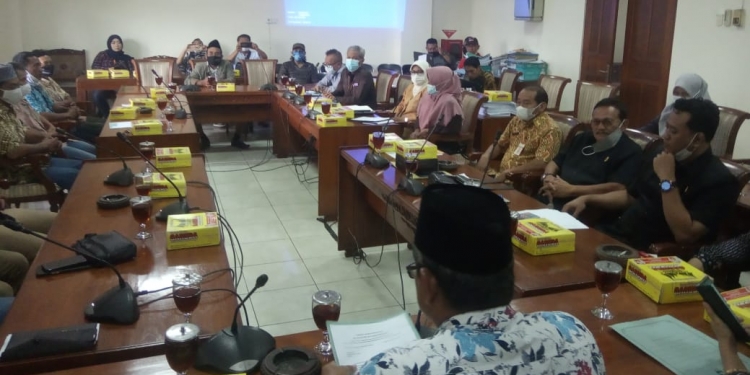 Air PDAM Berbau Kencing Kerbau, dan Keruh diKeluhkan Warga Desa Ujung Pandan Jepara