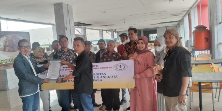 Silaturahmi Sinergitas DPD SWI Jepara dan Penyerahan SK Oleh DPP