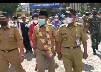 Sertijab Sekcam Cilodong Sarat Budaya