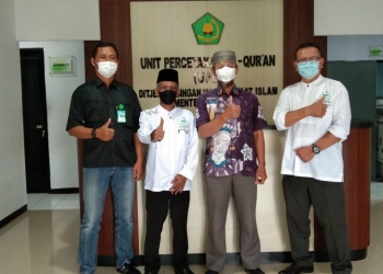 Kementrian Agama RI Bantu 100 Al-Qur’an ke MT Balwan Depok