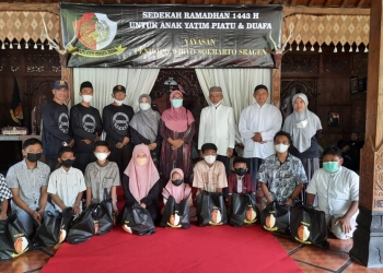 Keluarga Besar Yayasan Pendopo Wiryo Soemarto Sragen Gelar Sedekah Ramadhan 1443